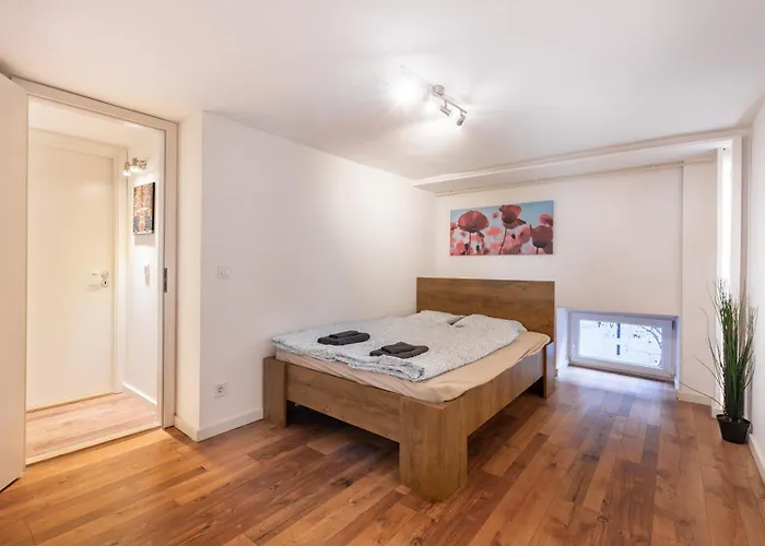 Sz27 A Szekely Apartment