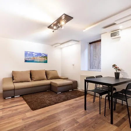 Sz27 A Szekely Appartement *
